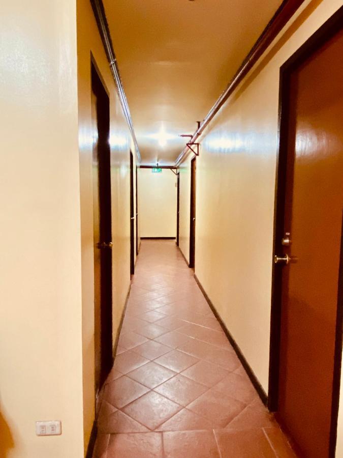 סבו Achievers Dormitory מראה חיצוני תמונה