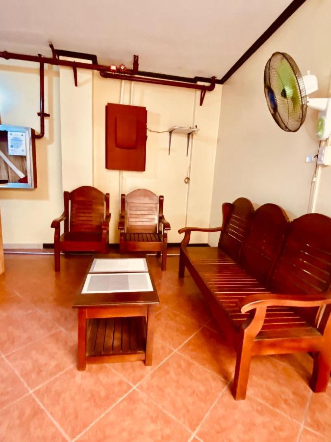 סבו Achievers Dormitory מראה חיצוני תמונה